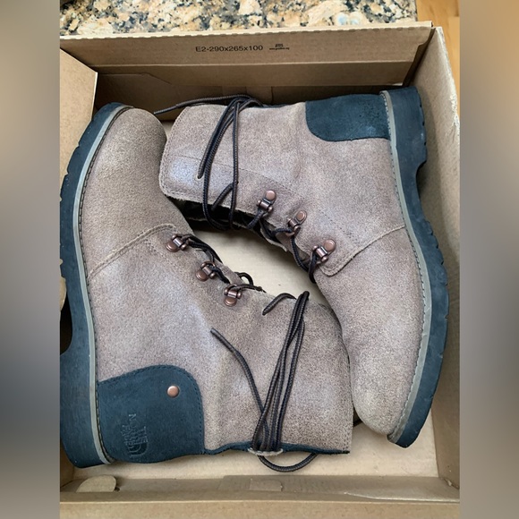 The North Face Women's Ballard Lace II Boots - Desert Palm/Brown - Picture 7 of 7